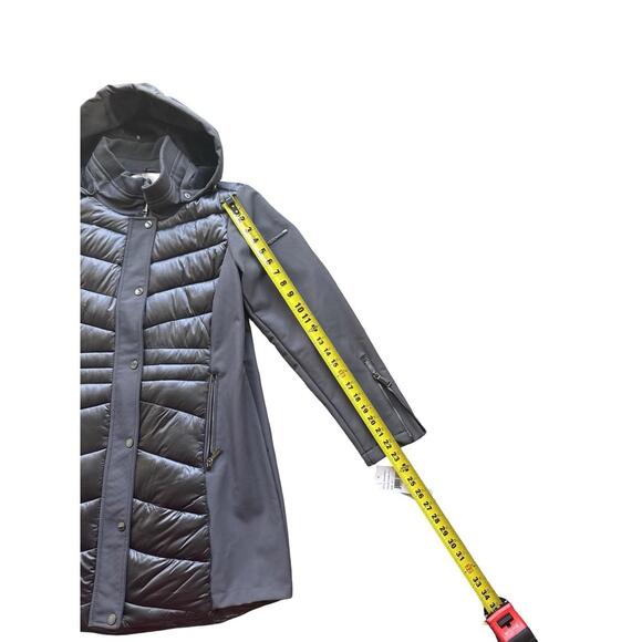 BCBGeneration Size 0 Mixed Media Water Resistant Hooded Puffer Gunmetal Gray NWT - Picture 4 of 5